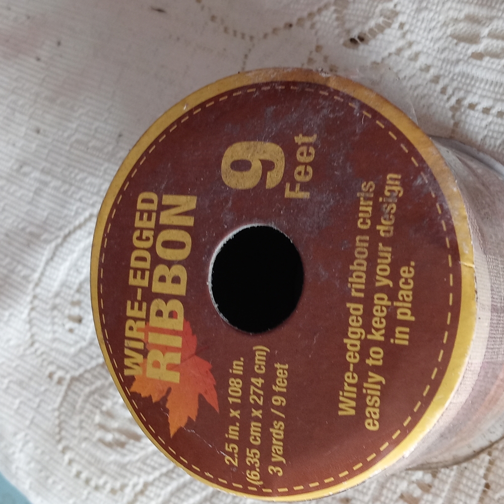 9 feet wire-edged ribbon new